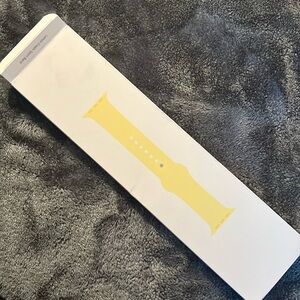 Apple Lemon Cream Sports Band Apple Watch 44mm